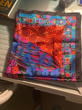 Vintage multicolored scarf made in Italy